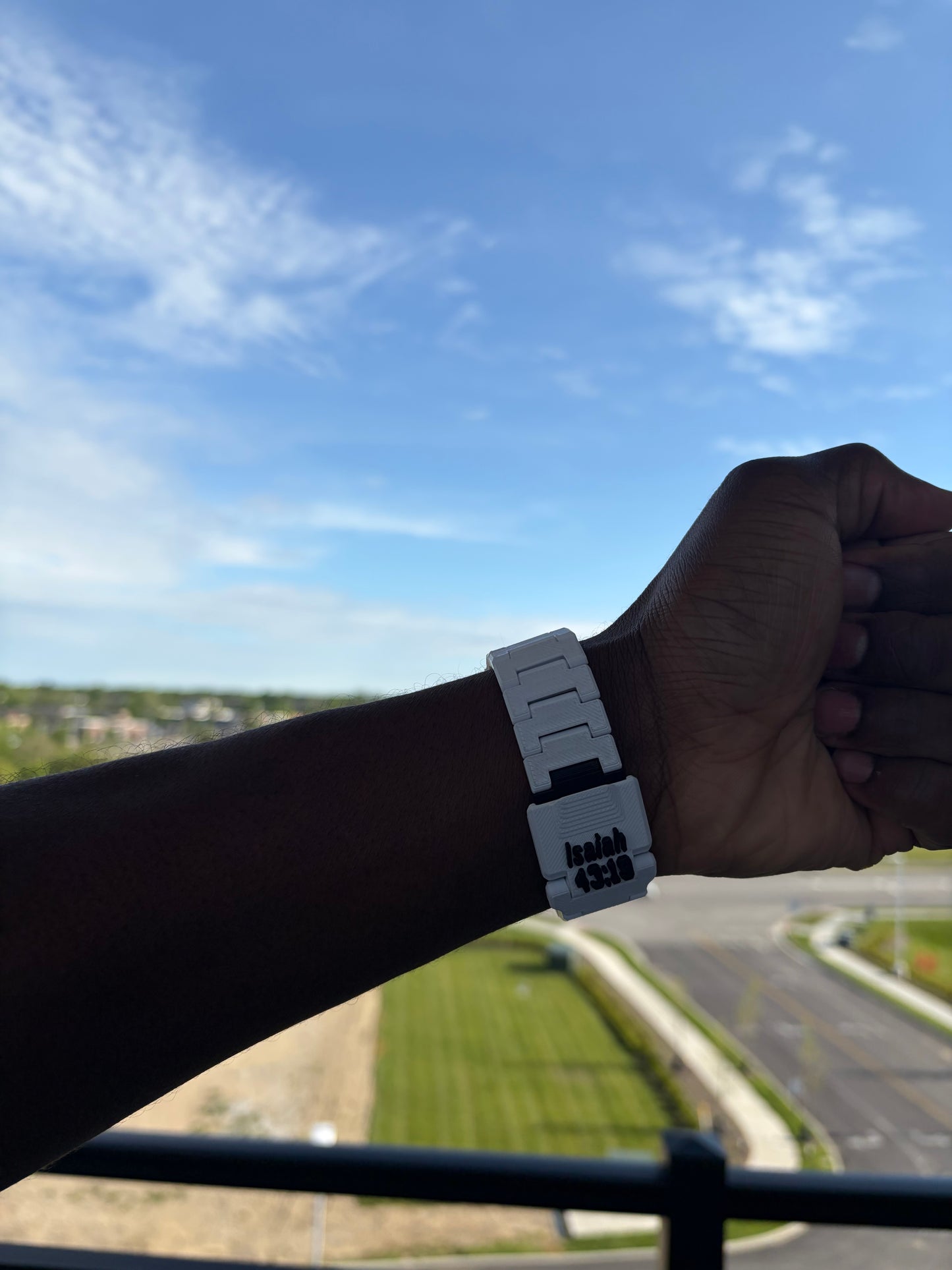 Sarpong Faith Based Watch V2 White/Black