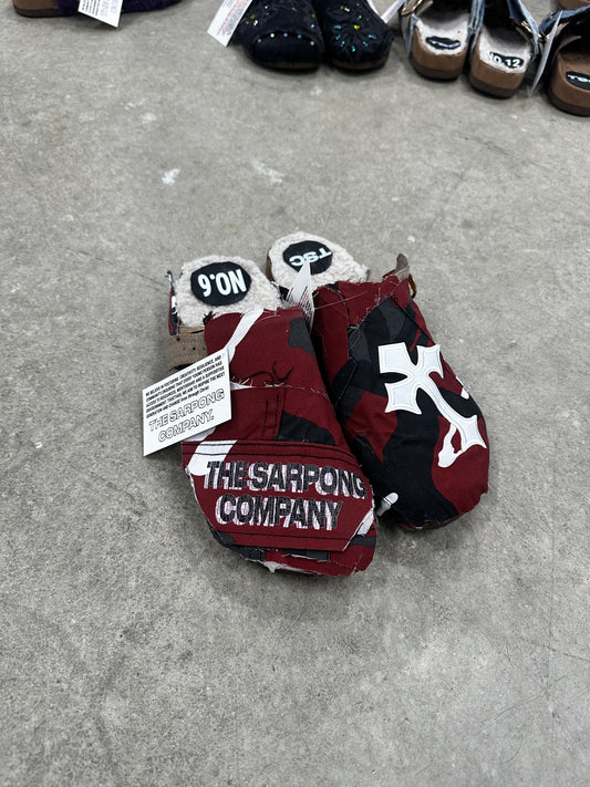 TSC Clog red camo cross